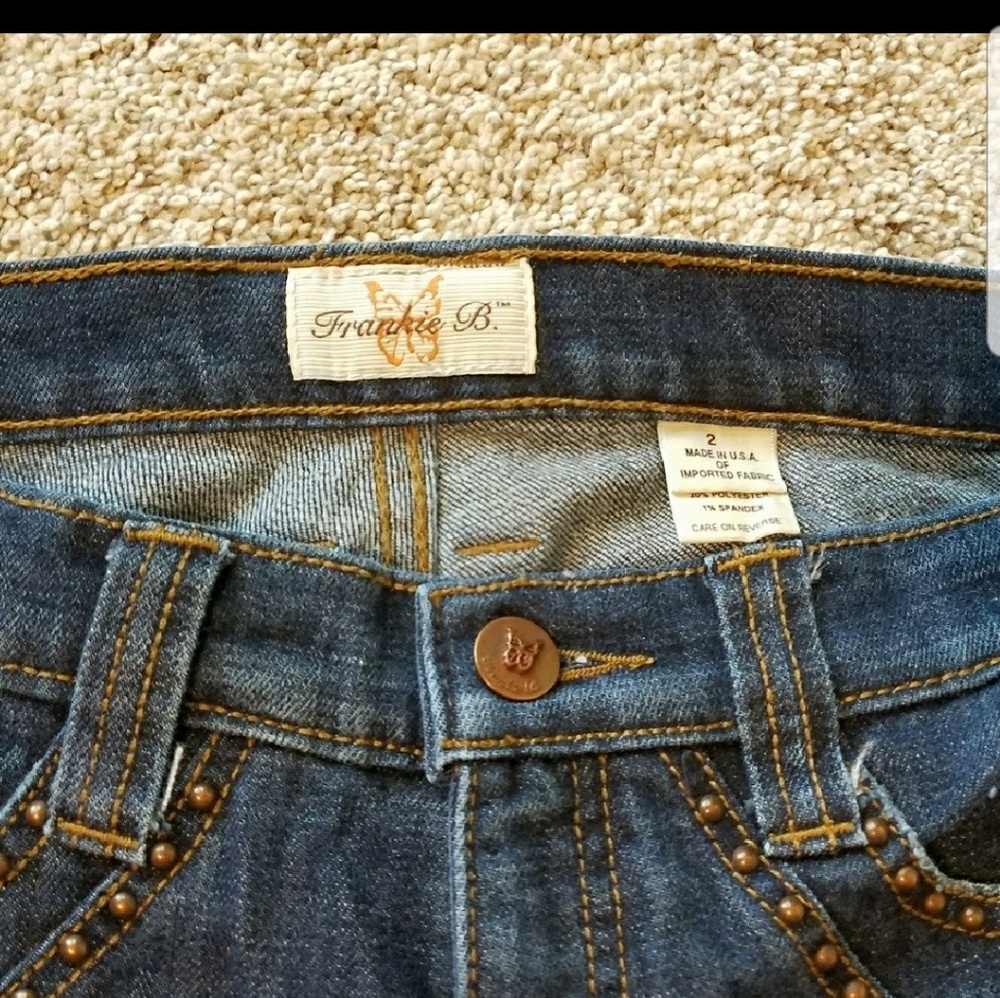 Jeans - Picture 3 of 4